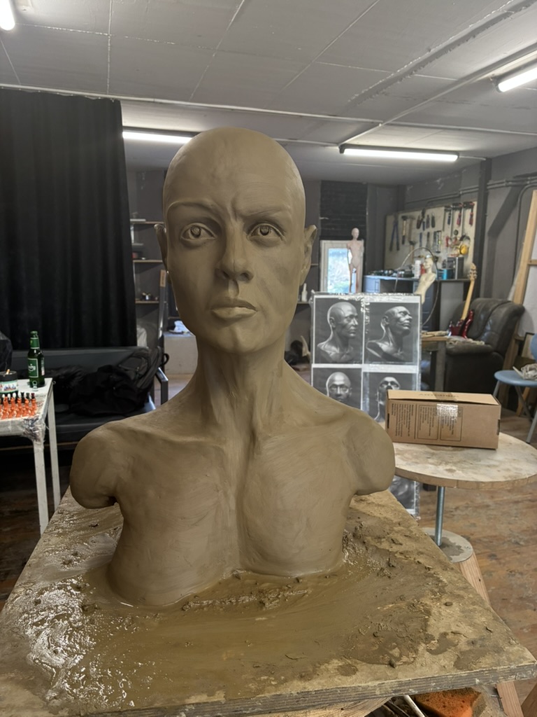 If you think that it looks odd, it was intentional. It&rsquo;s a bust, half female and half male.